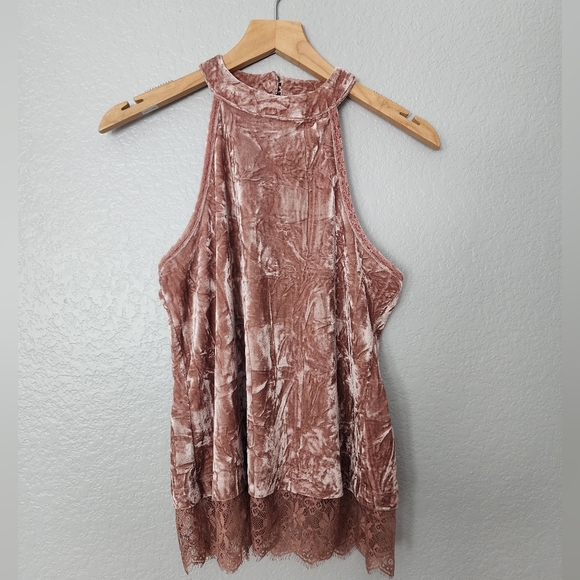 Francesca's Collection Velvet Tank Top - Picture 2 of 10